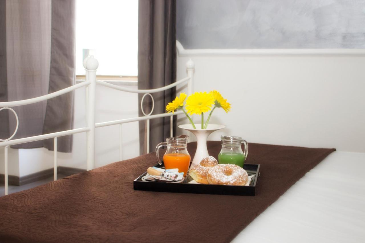Bed and Breakfast I Benvenuti Al Sud à Naples Extérieur photo